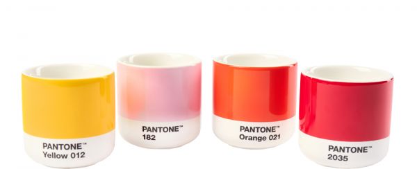 Pantone Becher